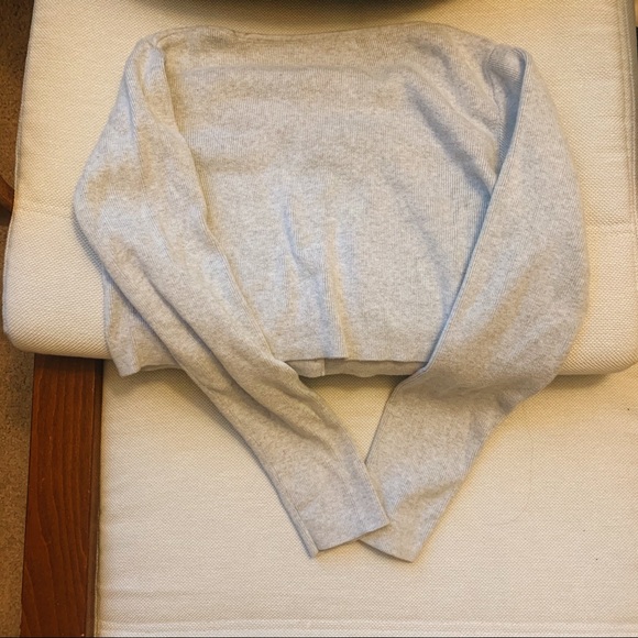 SOLD🚫 Brandy Melville Grey Athelia Crop Top - Picture 4 of 6